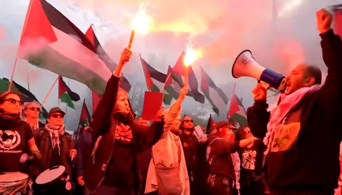 فٹبال میچ میں ناروے کی اسرائیل کو شکست، اسٹیڈیم فلسطین کے نعروں سے گونج اٹھا