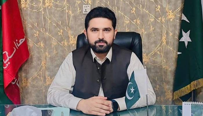 گورنر خیبرپختونخوا کل نو منتخب وزیر اعلی سے حلف لیں ، پشاور ہائی کورٹ کا حکم