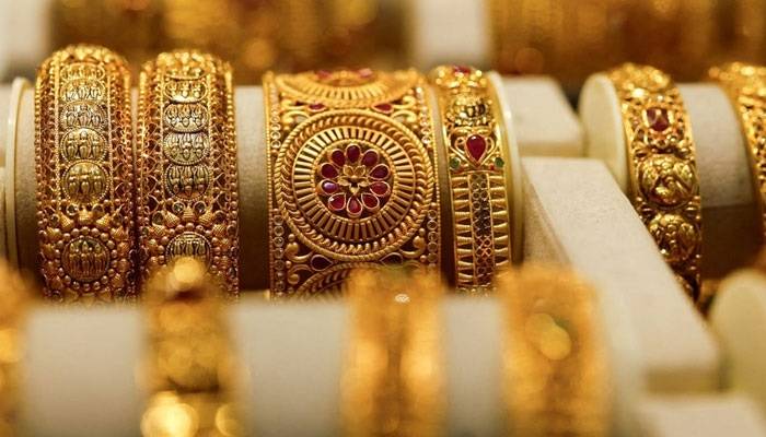 سونے کی قیمت میں 10 ہزار روپے سے زائد کی کمی ریکارڈ