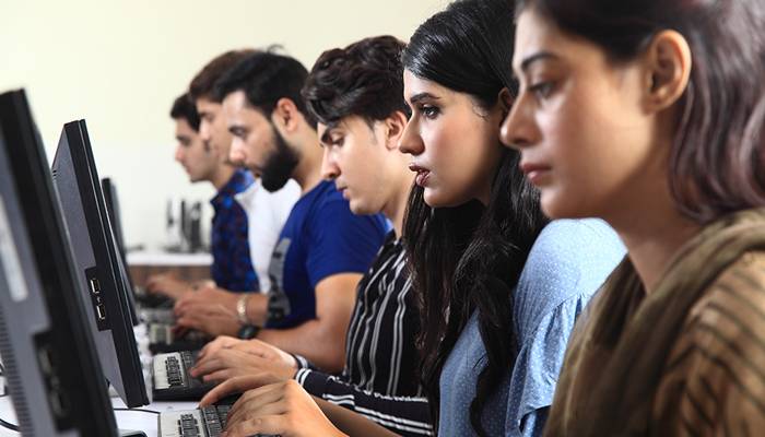ملک بھر کے نوجوانوں کے لئے خوشخبری، حکومت کا احسن اقدام