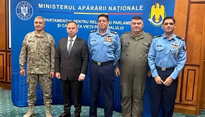 سربراہ پاک فضائیہ کا دورہ رومانیہ،دفاعی تعاون بڑھانے پر اتفاق