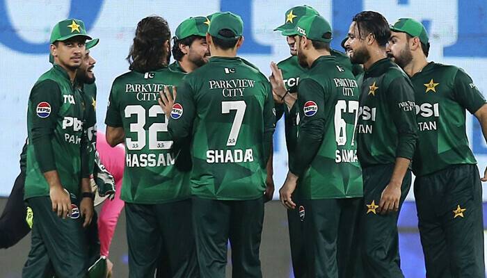 پہلا ٹی 20 میچ، قومی کرکٹ ٹیم’گلابی کِٹ‘ پہن کر میدان میں کیوں اُترے گی؟