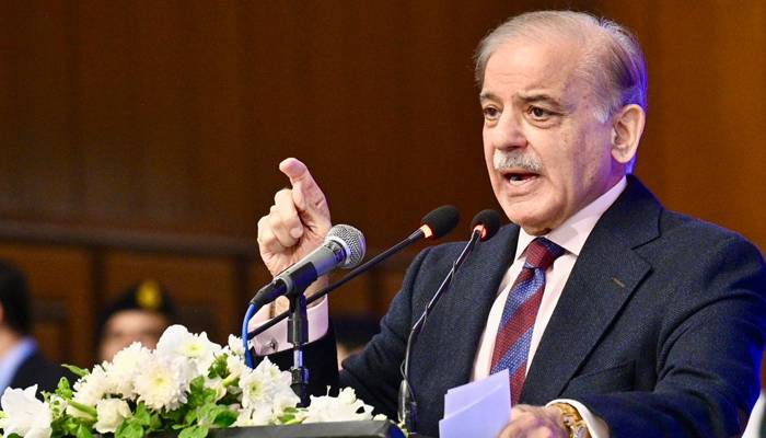 لیپ ٹاپ سکیم 2025 کا افتتاح، طلباء کیلئے جتنے بھی وسائل خرچ کرنا پڑے کریں گے، وزیر اعظم 