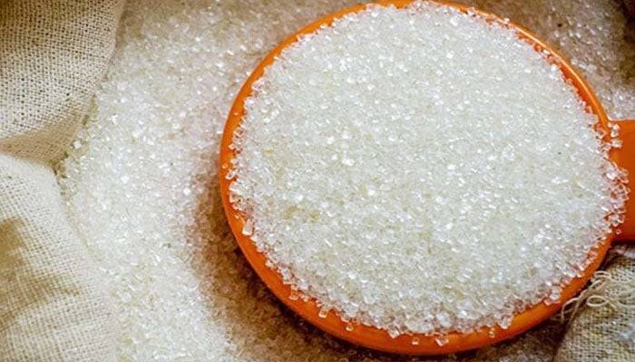 چینی کی قیمت میں حیران کن اضافہ، 210 روپے فی کلو تک پہنچ گئی