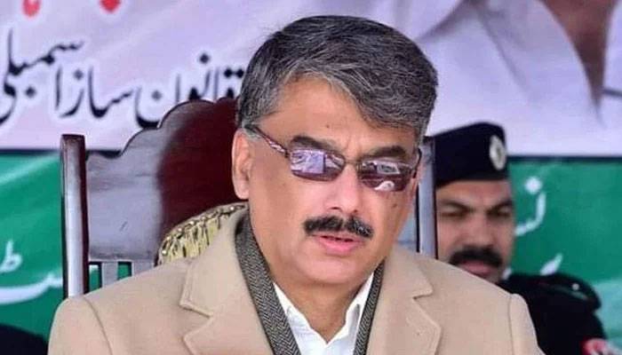 وزیراعظم چوہدری انوارالحق کے خلاف ایک ہفتے میں تحریکِ عدم اعتماد لانے کا اعلان