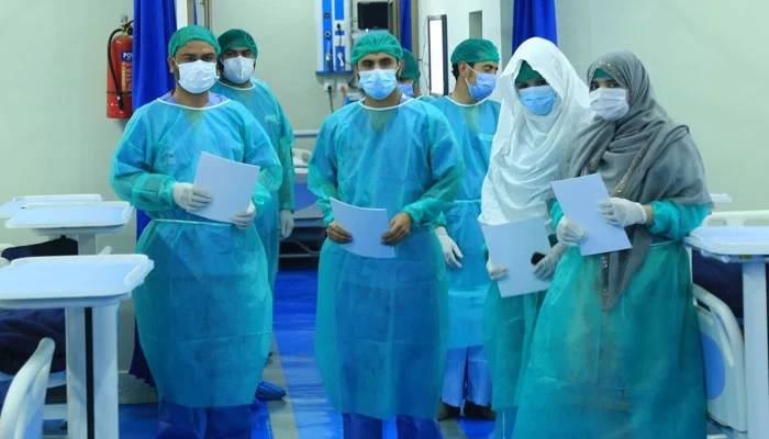پنجاب حکومت نے طبی ماہرین بھرتی کرنے کا فیصلہ کرلیا