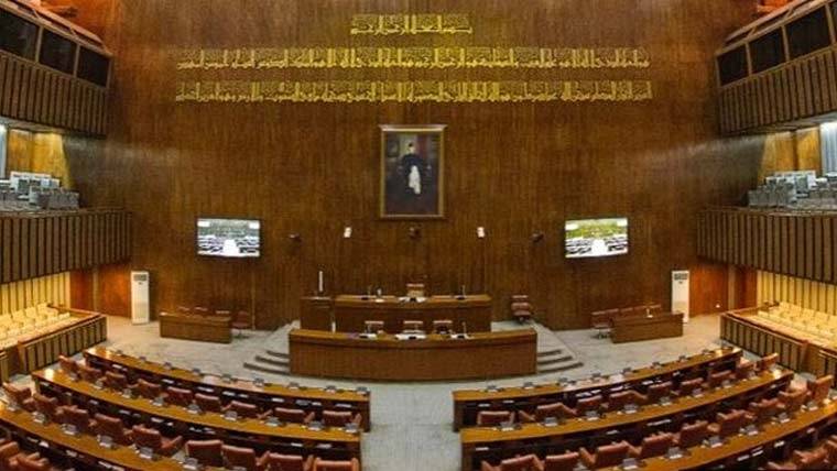 سینیٹ اجلاس: 27 ویں آئینی ترمیم پر بحث جاری