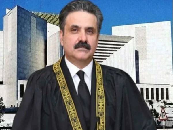 27 ویں آئینی ترمیم پر وکلا اور ریٹائرڈ ججز کا چیف جسٹس کو خط: فل کورٹ میٹنگ بلانے کا مطالبہ