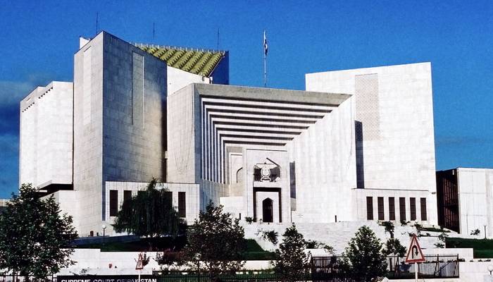 آئینی عدالت یا سپریم کورٹ کا سینئیر ترین جج چیف جسٹس آف پاکستان ہوگا،آئینی ترمیم منظور