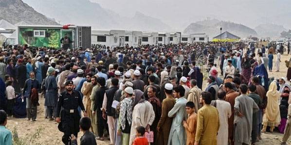 افغان مہاجرین  کی باعزت وطن واپسی کا سلسلہ تیزی سے جاری