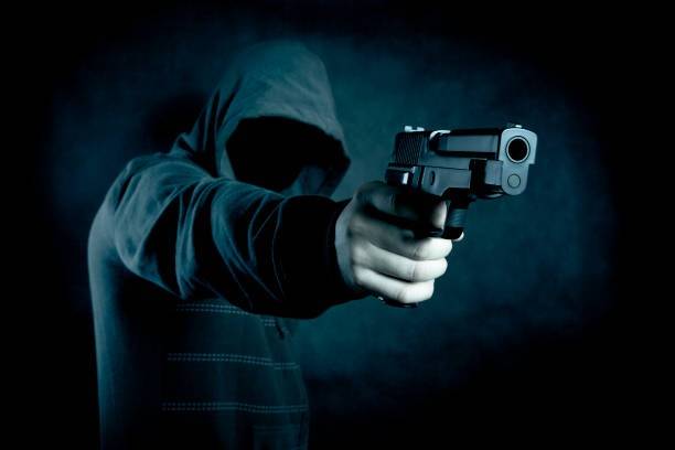 امام مسجد کے گھر سے 10 تولہ سونا اور لاکھوں روپے کی نقدی چوری