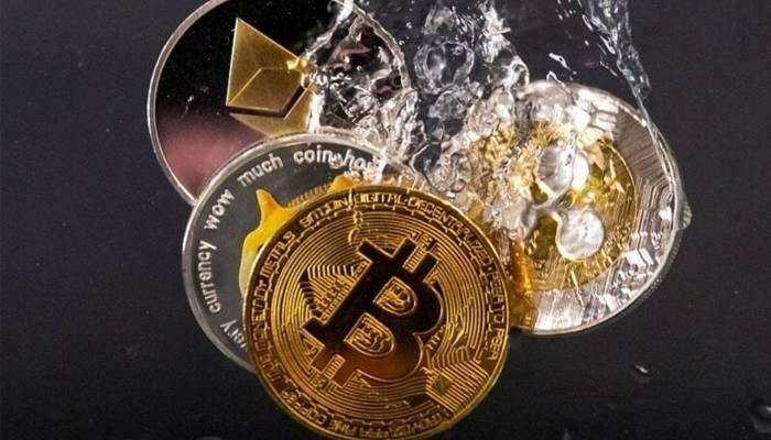 کرپٹو مارکیٹ میں شدید مندی، بٹ کوائن کی قیمت میں نمایاں کمی ریکارڈ