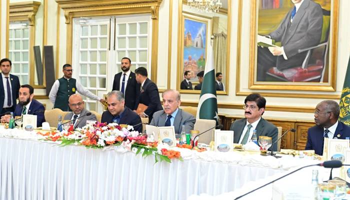 وزیر اعظم کا پاکستان ، سری لنکا، زمبابوے کی کرکٹ ٹیموں کے اعزاز میں ظہرانہ 