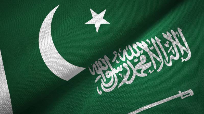 سعودی عرب کا پاکستان میں 10 ارب ڈالر سرمایہ کاری پلان برقرار: وزیر خزانہ