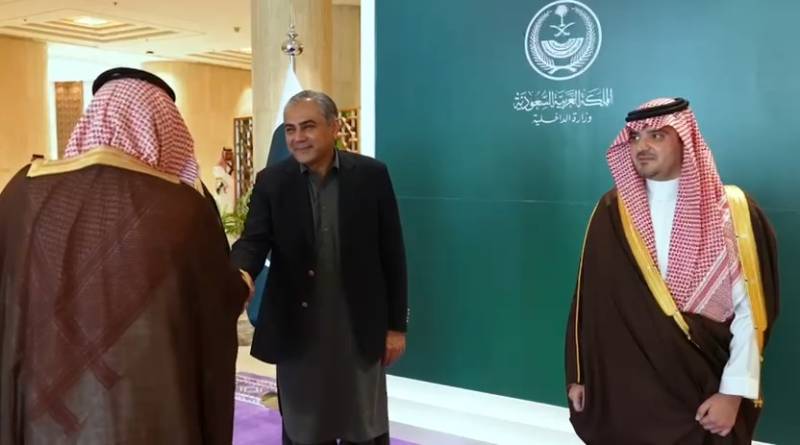 محسن نقوی کی سعودی ہم منصب شہزادہ عبدالعزیز بن سعود بن نائف سے اہم ملاقات