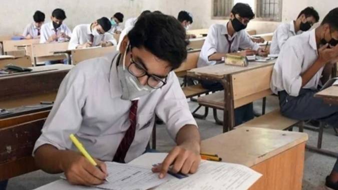 میٹرک کے سالانہ امتحانات 2026 کے داخلہ فارم جمع کرانے کی آخری تاریخوں میں توسیع