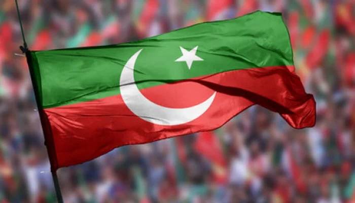 پشاور: پی ٹی آئی کے یومِ سیاہ کی تقریب میں کارکنوں کی کم تعداد