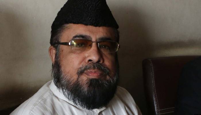 مفتی عبدالقوی کا ایشوریا رائے سے نکاح کا دعویٰ، سوشل میڈیا پر ہلچل