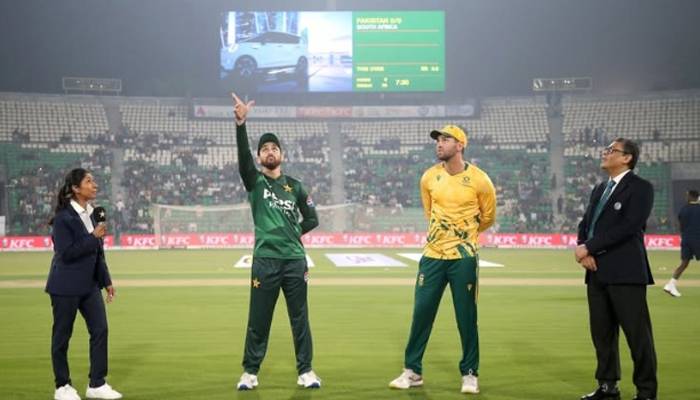 پاکستان پر قسمت کی دیوی مہربان،آخری 10 ٹی ٹوئنٹی، ون ڈے اور ٹیسٹ میچز میں کتنی بار ٹاس جیتا؟