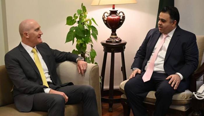 وزیر مملکت فہد ہارون سے لبنان کے سفیر عبدالعزیز عیسیٰ کی ملاقات