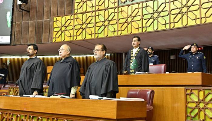 حکومت قومی اسمبلی اجلاس میں کورم پورا کرنے میں ناکام، اجلاس ملتوی 