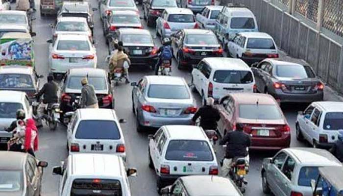 بار بار چالان ہونے پر گاڑی کی نیلامی ،رکشوں پر بھی بڑی پابندی لگ گئی
