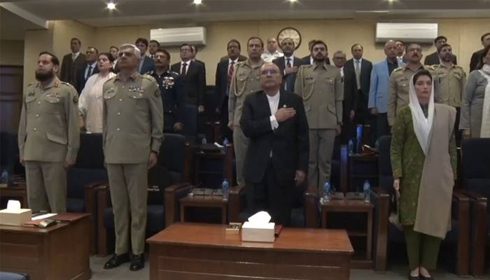 صدر آصف علی زرداری کا نیشنل ڈیفنس یونیورسٹی اسلام آباد کا دورہ