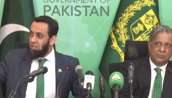 اڈیالہ جیل کے باہر قانون کی خلاف وزری کرنیوالوں سے نمٹا جائے گا: عطا تارڑ