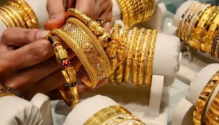 سونے کی فی تولہ قیمت میں بڑا اضافہ