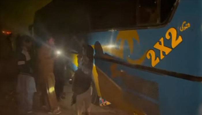 گھوٹکی: مسافر بس سے اغوا19میں سے 11 مسافر بازیاب