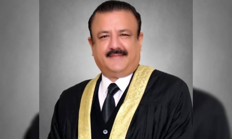 ڈگری کیس: جسٹس طارق جہانگیری کا ہائیکورٹ کی کارروائی وفاقی آئینی عدالت میں چیلنج کرنے کا فیصلہ
