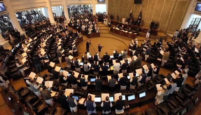 پی ٹی آئی کے 92 میں سے 70 اراکین خیبرپختونخوا اسمبلی اسلام آباد پولیس کو مطلوب