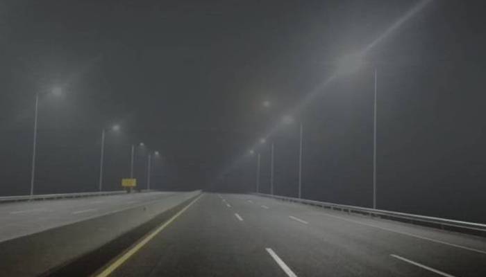  شدید دھند ، موٹروے ایم 4 ، ایم 5 بند ، الرٹ جاری