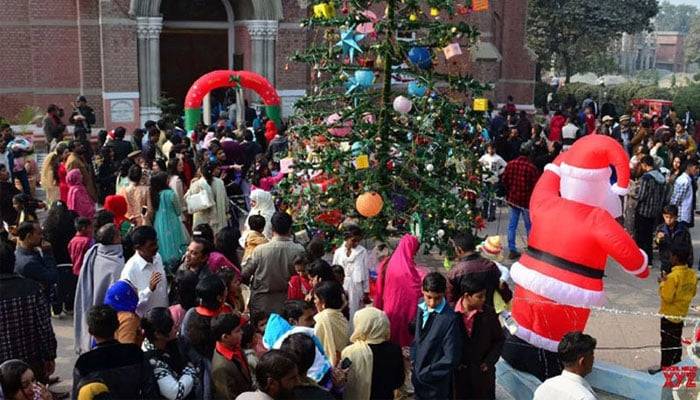 ملک بھر میں کرسمس کاتہوار،گرجاگھروں میں خصوصی عبادات کا اہتمام