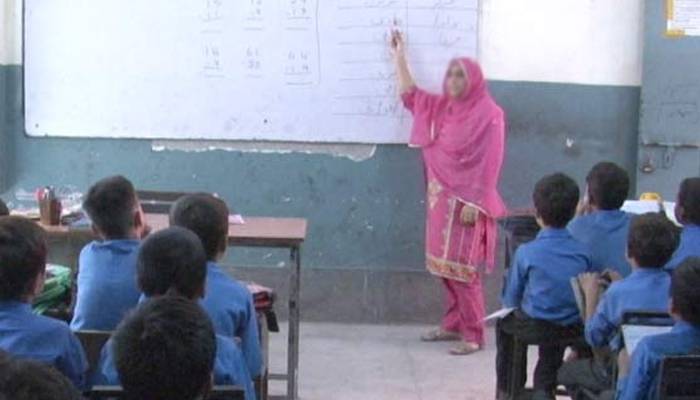 پنجاب حکومت کا اساتذہ کو کارکردگی الاؤنس دینے کا فیصلہ