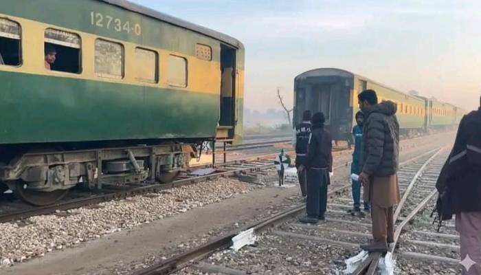 لاہور سے براستہ خوشاب، میانوالی جانے والی ریل گاڑی حادثے کا شکار