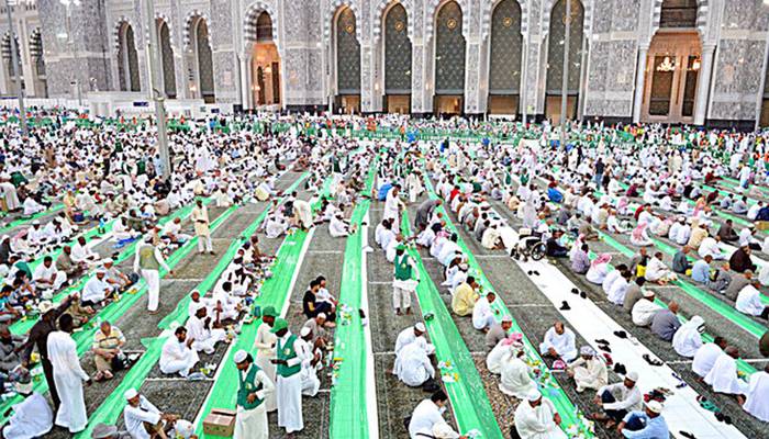 مسجدالحرام میں افطارانتظامات کیلئے درخواستیں طلب