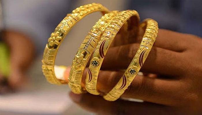 سونے کی فی تولہ قیمت میں ہزاروں روپے کی بڑی کمی