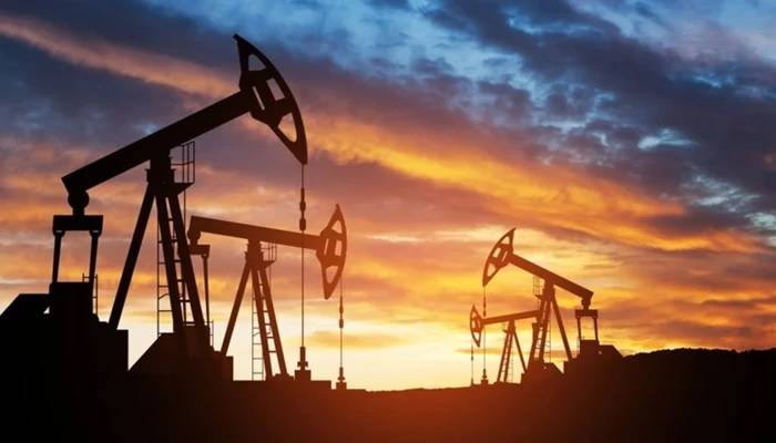 وینزویلا کے سیاسی بحران کے بعد تیل کی قیمتوں میں کمی