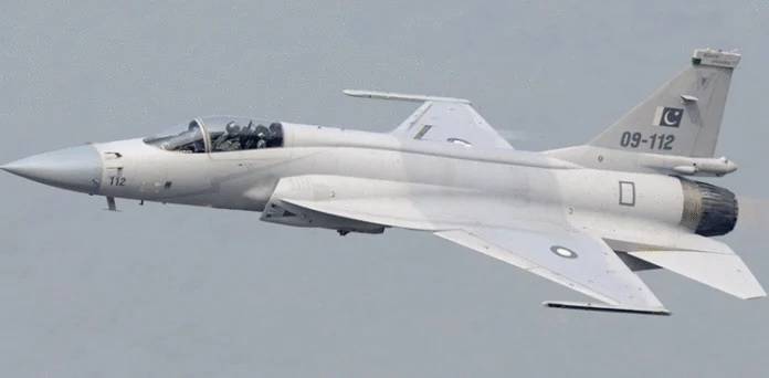  بنگلہ دیش نے پاکستان سے JF-17 تھنڈر طیارے خریدنے میں دلچسپی ظاہر کر دی