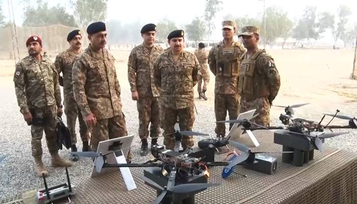 مسلح افواج ملکی خودمختاری،علاقائی سالمیت کےتحفظ کیلئے ثابت قدم ہیں،فیلڈ مارشل