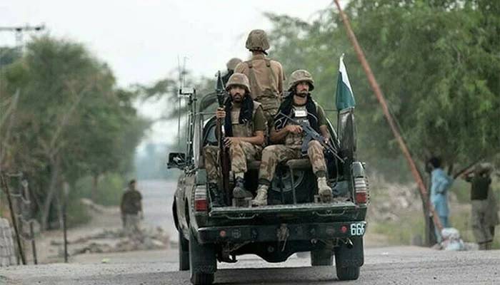 خیبرپختونخوا میں سیکیورٹی فورسز کی کارروائیاں، 11 خوارج ہلاک
