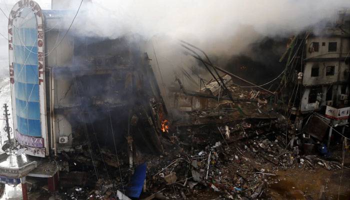 سانحہ گل پلازہ: آگ کیسے لگی اور حادثہ قیامت خیز سانحے میں کیسے بدلا؟