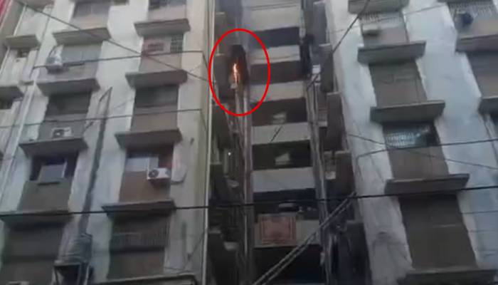 کراچی : صدر میں 7 منزلہ عمارت کی چوتھی منزل پر آگ لگ گئی