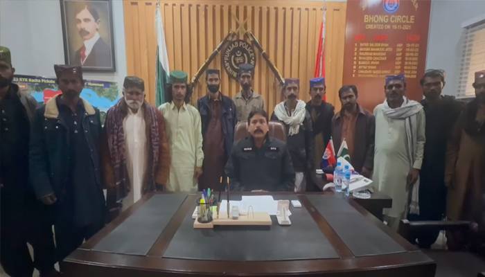 بدنامِ زمانہ اندھڑ گینگ کے 24 ارکان نے سرنڈر کر دیا
