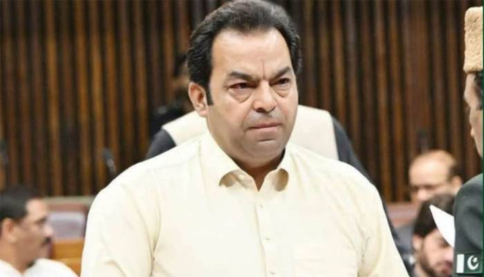 وفاقی آئینی عدالت نے ایم این اے سہیل سلطان کے خلاف الیکشن کمیشن کی کارروائی روک دی