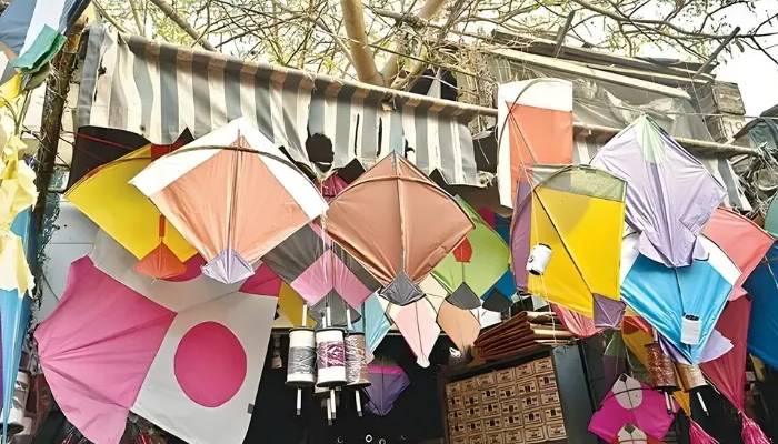 لاہور میں بسنت سے قبل ہی پتنگ بازی کا سامان کم پڑ گیا