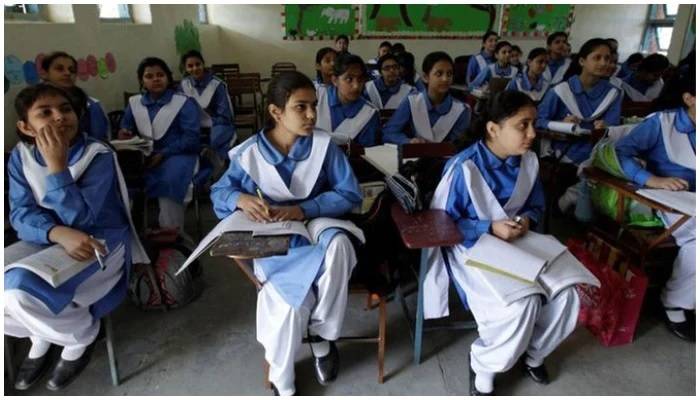 اسکولوں کے اوقات کار میں ایک بار پھر تبدیلی