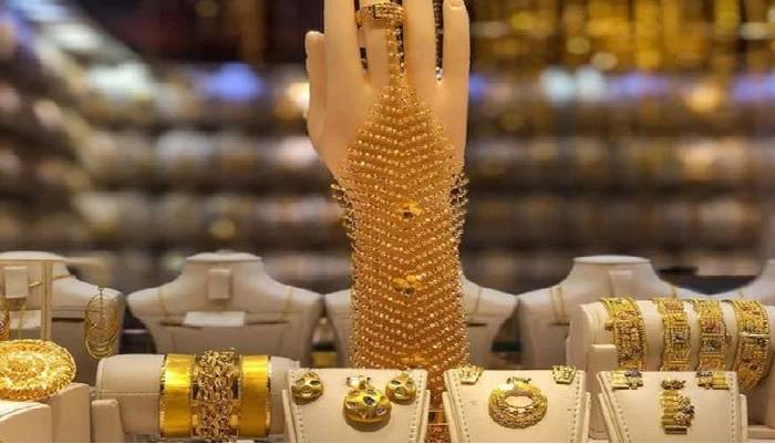 پاکستان میں سونے کی قیمت دو بار اضافے کے بعد 5 لاکھ 14 ہزار 362 روپے تک پہنچ گئی