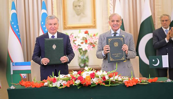 پاکستان اور ازبکستان کے درمیان مختلف شعبوں میں تعاون کے  29 معاہدوں ،ایم او یوز پر دستخط 